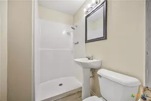 504 Blake St, Killeen, TX 76541 - Photo 18