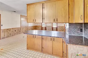 10957 N US Hwy 77, Schulenburg, TX 78956 - Photo 22