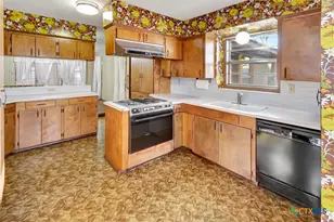 10957 N US Hwy 77, Schulenburg, TX 78956 - Photo 8