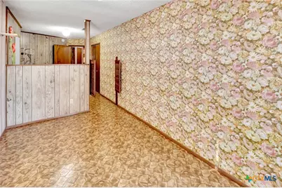 10957 N US Highway 77, Schulenburg, TX 78956 - Photo 14