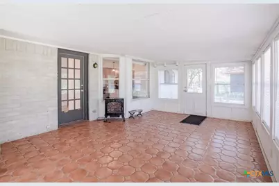 188 Cavalry Rd, Victoria, TX 77905 - Photo 18