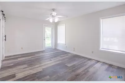 188 Cavalry Rd, Victoria, TX 77905 - Photo 8