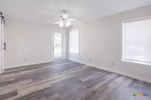 188 Cavalry Rd, Victoria, TX 77905 - Photo 8