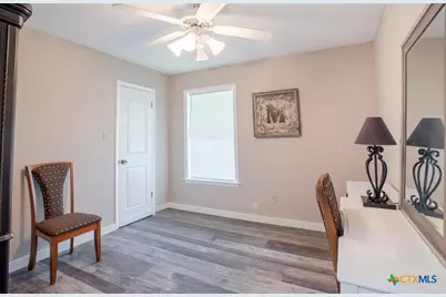 188 Cavalry Rd, Victoria, TX 77905 - Photo 6
