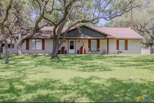 188 Cavalry Rd, Victoria, TX 77905 - Photo 1