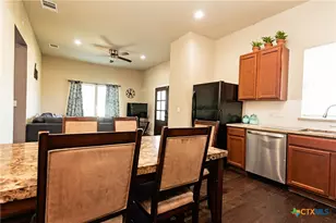 703 E Ave N, Temple, TX 76504 - Photo 24