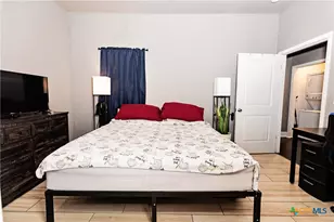 703 E Ave N, Temple, TX 76504 - Photo 8