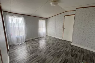 160 Kickapoo Trail, Seguin, TX 78155 - Photo 6