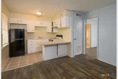 1015 Hall Avenue, Killeen, TX 76541 - Photo 2