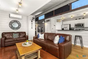 9035 FM725, Mcqueeney, TX 78123 - Photo 8