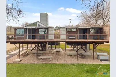 9035 Fm 725, Mcqueeney, TX 78123 - Photo 4