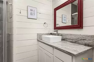 9035 FM725, Mcqueeney, TX 78123 - Photo 32