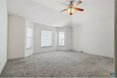 107 Ruger Path, New Braunfels, TX 78130 - Photo 16