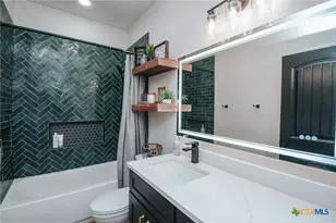 324 Brushy Creek, Victoria, TX 77904 - Photo 20