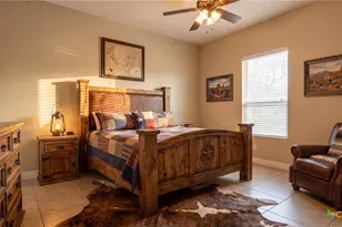 1338 Donovan St, Gonzales, TX 78629 - Photo 18