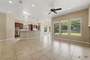 1338 Donovan St, Gonzales, TX 78629 - Photo 4