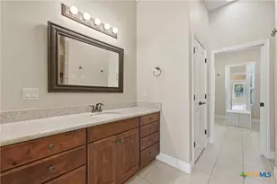 1338 Donovan St, Gonzales, TX 78629 - Photo 22