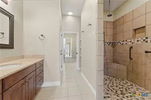 1338 Donovan St, Gonzales, TX 78629 - Photo 24