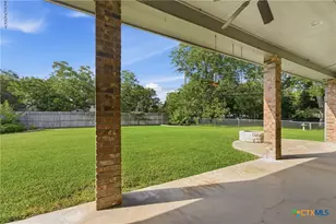 1338 Donovan St, Gonzales, TX 78629 - Photo 30