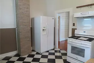 610 E Krezdorn St, Seguin, TX 78155 - Photo 22