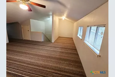 112 Country Lane, Seguin, TX 78155 - Photo 14