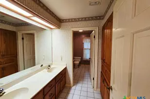 112 Country Ln, Seguin, TX 78155 - Photo 12