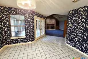 112 Country Ln, Seguin, TX 78155 - Photo 6