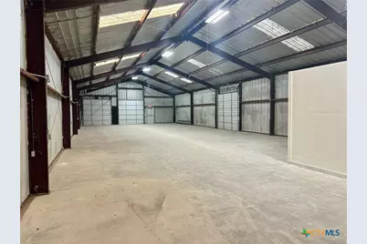 232 W New Braunfels Street #W1-W2, Seguin, TX 78155 - Photo 8