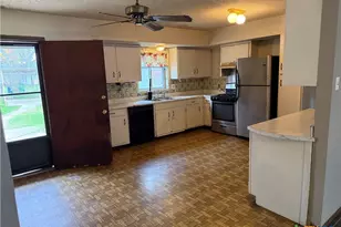 113 Delany St, Seguin, TX 78155 - Photo 10