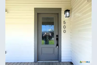 500 S Texana Street, Hallettsville, TX 77964 - Photo 2