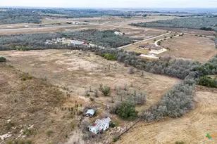 10245 FM 20, Seguin, TX 78155 - Photo 4