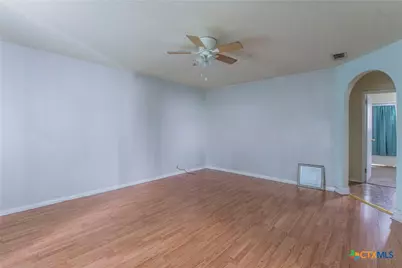 905 S 6th Street, Killeen, TX 76541 - Photo 2