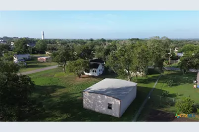 202 E 4th St., Nordheim, TX 78141 - Photo 32