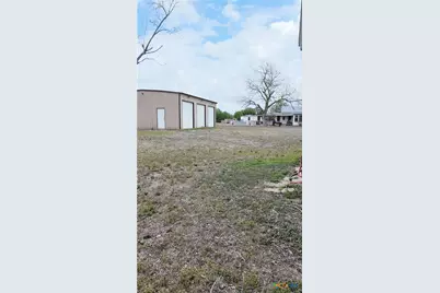 202 E 4th St., Nordheim, TX 78141 - Photo 28
