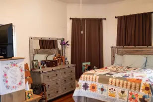 202 E 4th St, Nordheim, TX 78141 - Photo 8