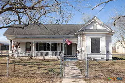 202 E 4th St., Nordheim, TX 78141 - Photo 1