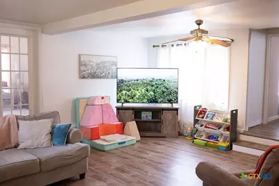 1104 Moss Lane, Cuero, TX 77954 - Photo 10