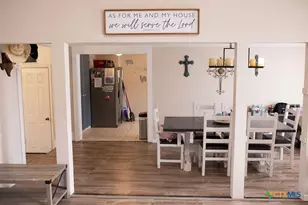 1104 Moss Ln, Cuero, TX 77954 - Photo 6