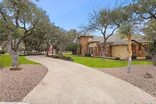 19819 Wild Hollow, San Antonio, TX 78266 - Photo 6