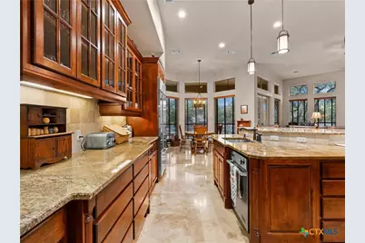 19819 Wild Hollow, San Antonio, TX 78266 - Photo 18