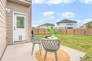 2077 Oxbow Cir, New Braunfels, TX 78130 - Photo 28