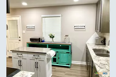 1604 Crockett Avenue, Victoria, TX 77901 - Photo 10