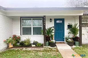 1604 Crockett Ave, Victoria, TX 77901 - Photo 2