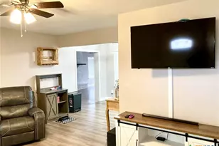 1604 Crockett Ave, Victoria, TX 77901 - Photo 4