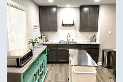 1604 Crockett Avenue, Victoria, TX 77901 - Photo 14