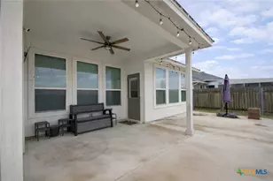 403 Brushy Creek, Victoria, TX 77904 - Photo 4