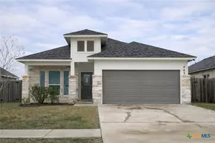 403 Brushy Creek, Victoria, TX 77904 - Photo 2