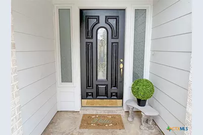 204 Windwood Lane, Victoria, TX 77904 - Photo 2