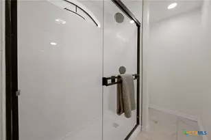 1418 N Wall St, Belton, TX 76513 - Photo 18