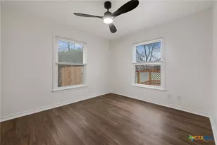 1418 N Wall St, Belton, TX 76513 - Photo 26